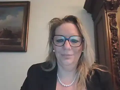 Snapshot of Silkesquirt chatting on 02/20/25, 07:34 Silkesquirt online show from 02/20/25, 07:34