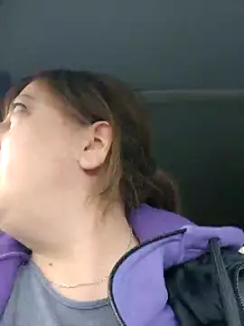 Snapshot of larylary6969 chatting on 01/17/25, 02:39 larylary6969 online show from 01/17/25, 02:39