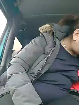 Snapshot of larylary6969 chatting on 02/10/25, 09:04 larylary6969 online show from 02/10/25, 09:04