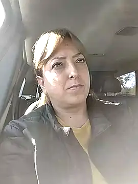 Snapshot of larylary6969 chatting on 10/01/25, 07:35 larylary6969 online show from 10/01/25, 07:35