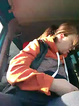 Snapshot of larylary6969 chatting on 12/18/24, 07:47 larylary6969 online show from 12/18/24, 07:47