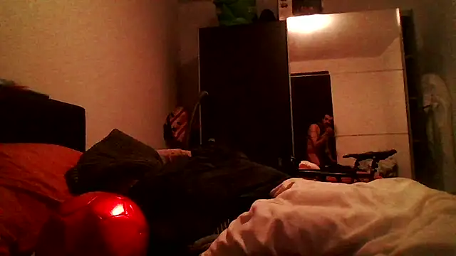 Snapshot of P4RtYBOII92 chatting on 10/10/25, 03:51 P4RtYBOII92 online show from 10/10/25, 03:51