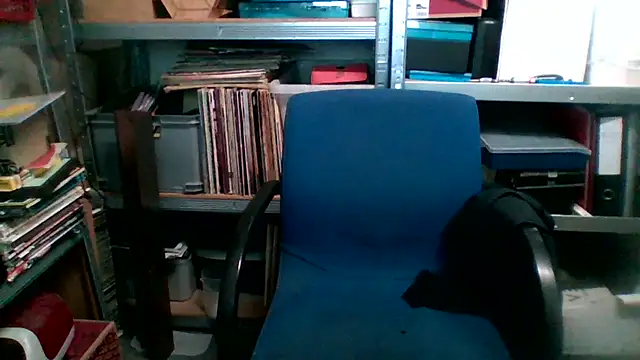 P4RtYBOII92 online show from 10/21/25, 06:29