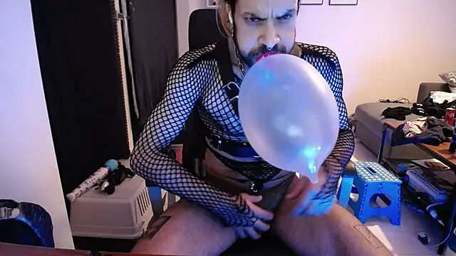 P4RtYBOII92 online show from 11/05/25, 12:58