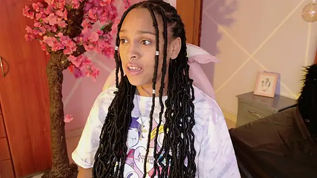 Elith noa online show from 09/24/25, 07:42