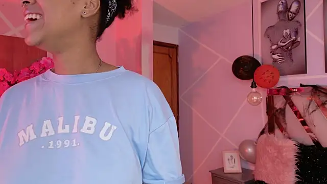 Elith noa online show from 10/23/25, 07:23