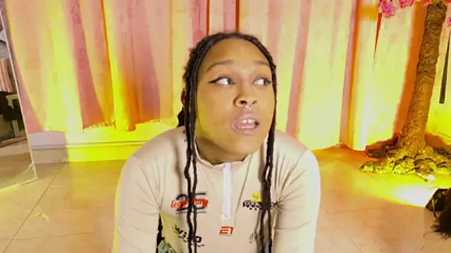 Snapshot of Elith_noa chatting on 01/16/26, 10:25 Elith noa online show from 01/16/26, 10:25