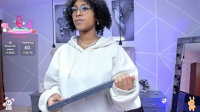 Elith noa online show from 03/18/25, 07:22