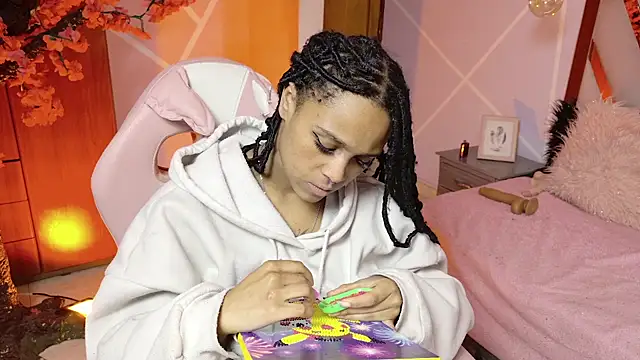 Snapshot of Elith_noa chatting on 12/21/25, 07:43 Elith noa online show from 12/21/25, 07:43