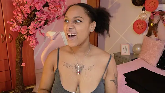 Elith noa online show from 10/25/25, 07:36