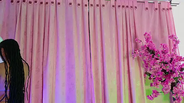 Snapshot of Elith_noa chatting on 02/12/26, 07:35 Elith noa online show from 02/12/26, 07:35