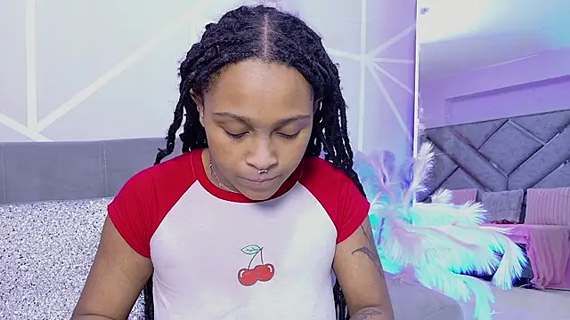 Snapshot of Elith_noa chatting on 01/10/26, 07:20 Elith noa online show from 01/10/26, 07:20