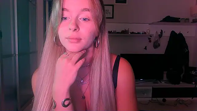 Eva Jaya online show from 09/23/25, 11:06