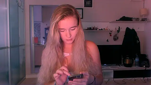 Eva Jaya online show from 09/18/25, 05:10