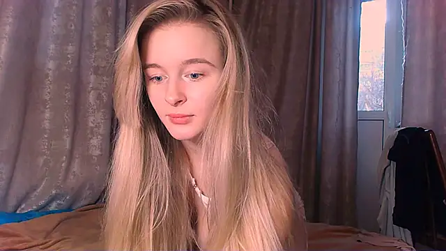 Eva Jaya online show from 03/03/25, 01:12