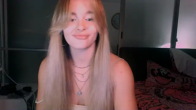 Eva Jaya online show from 10/18/25, 11:34