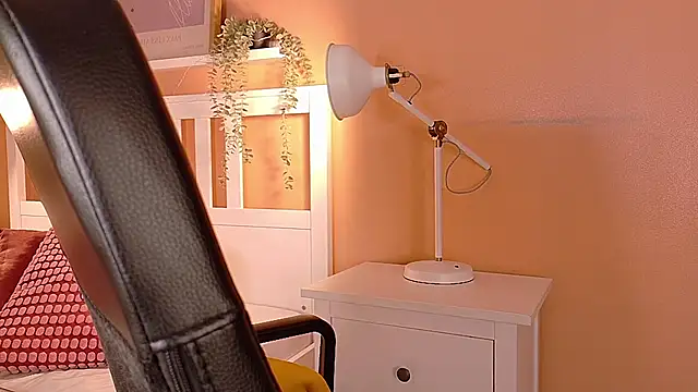 Snapshot of briannajackson_ chatting on 10/11/25, 11:44 briannajackson online show from 10/11/25, 11:44