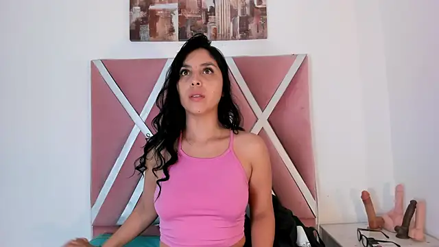  miaquevedo  online show from 02/28/26, 10:48