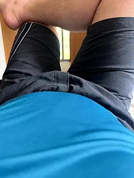 versatile guy01 online show from 09/30/25, 11:27