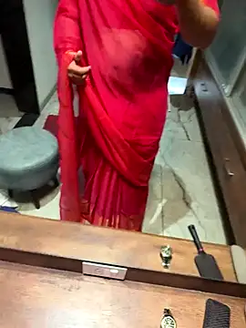 versatile guy01 online show from 10/13/25, 03:08