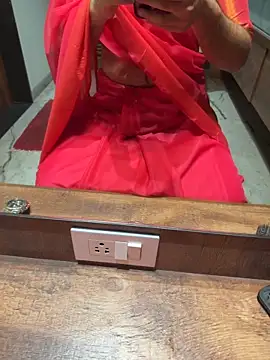 versatile guy01 online show from 12/20/25, 06:33