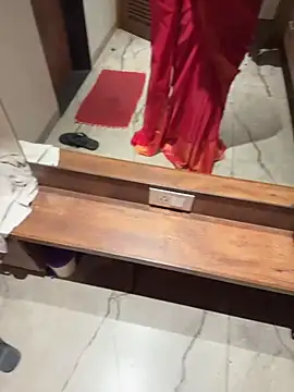 versatile guy01 online show from 10/10/25, 05:58