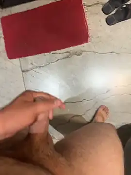 versatile guy01 online show from 10/28/25, 01:43