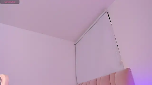 ZarianaEvanz online show from 06/05/26, 11:54