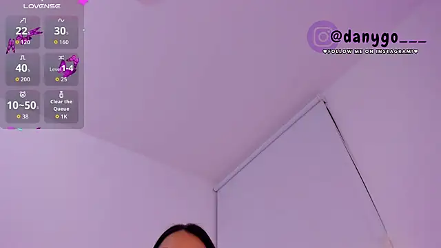 ZarianaEvanz online show from 11/03/25, 10:57