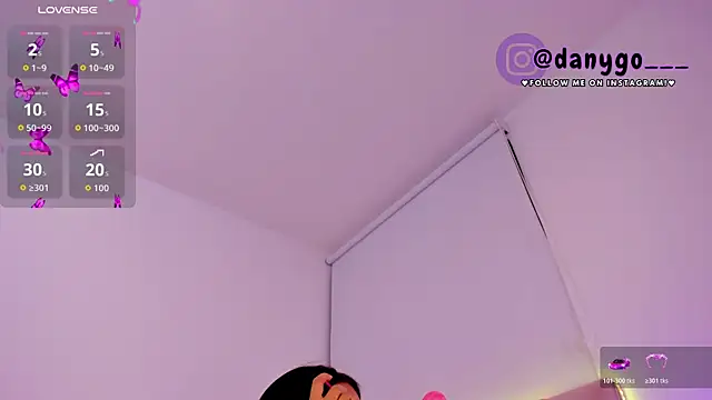 ZarianaEvanz online show from 10/21/25, 11:04