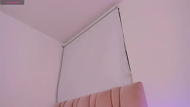 ZarianaEvanz online show from 06/04/26, 11:42