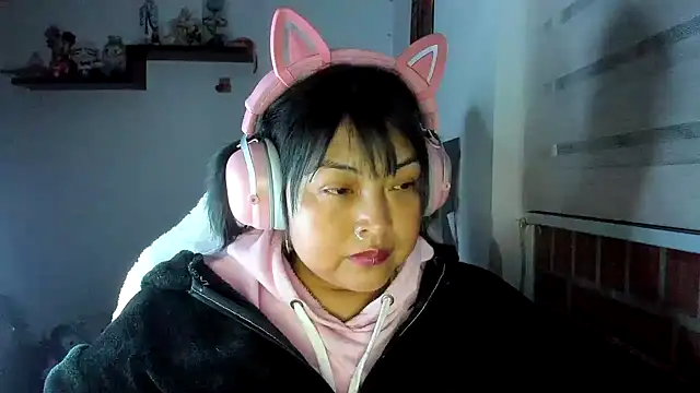 Shaddycute  online show from 05/31/26, 10:32