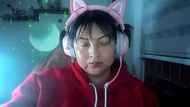 Shaddycute  online show from 04/13/26, 03:54