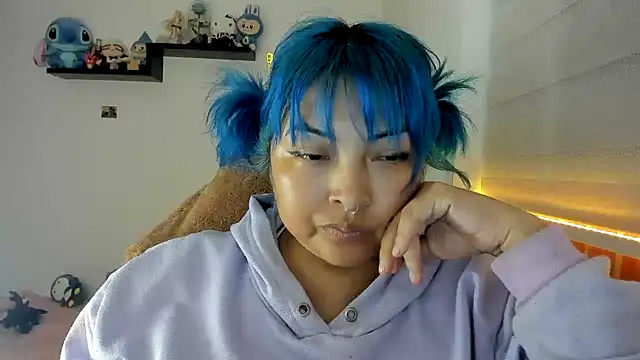 Shaddycute  online show from 11/26/25, 11:05