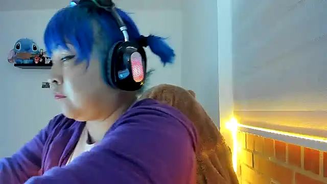 Shaddycute  online show from 11/04/25, 05:17