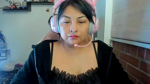 Shaddycute  online show from 04/29/26, 05:30
