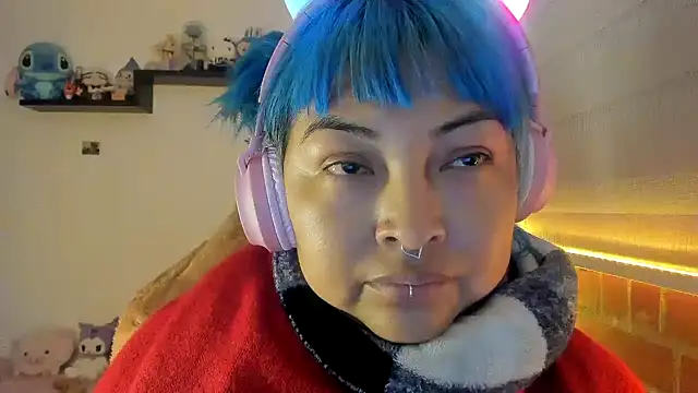 Shaddycute  online show from 12/22/25, 01:11