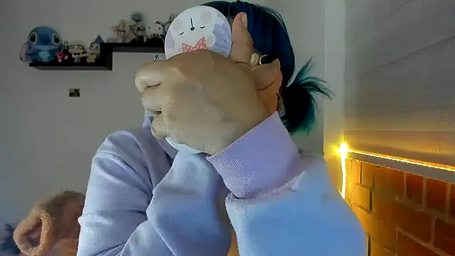 Shaddycute  online show from 11/26/25, 10:59