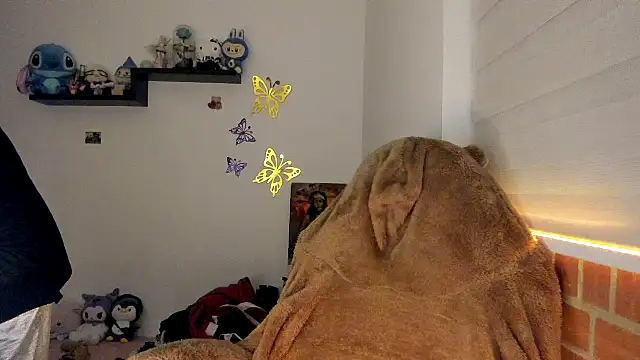 Shaddycute  online show from 12/18/25, 09:58