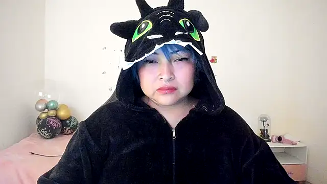 Shaddycute  online show from 10/08/25, 04:40