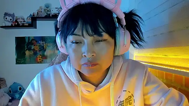 Shaddycute  online show from 02/24/26, 12:22