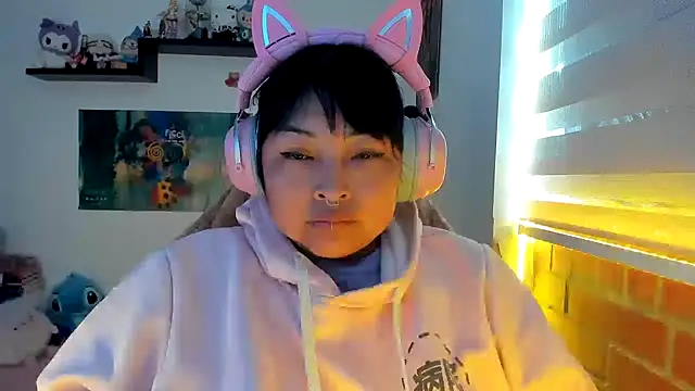 Shaddycute  online show from 02/24/26, 01:34