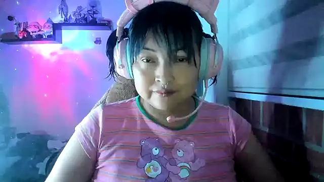 Shaddycute  online show from 04/22/26, 12:50
