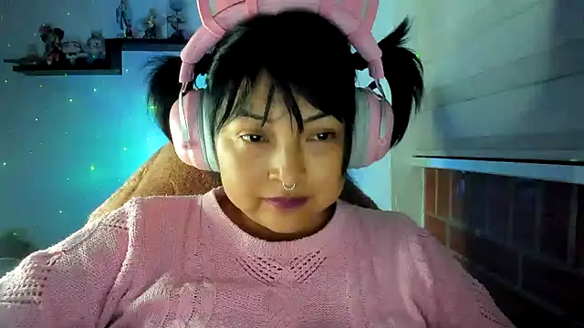 Snapshot of Shaddycute_ chatting on 06/30/26, 03:17 Shaddycute online show from 06/30/26, 03:17