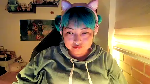 Shaddycute  online show from 02/03/26, 01:38