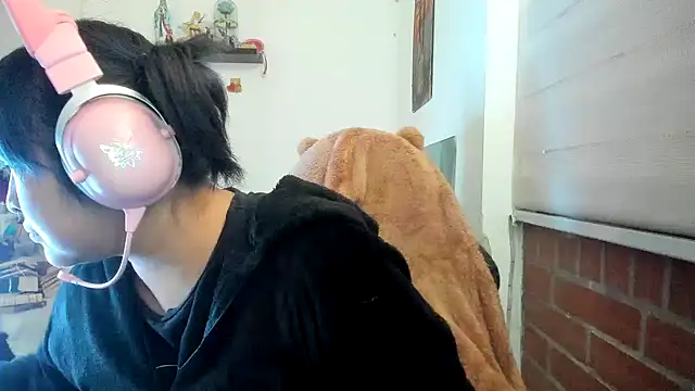 Shaddycute  online show from 04/28/26, 02:21