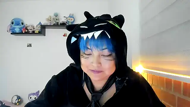 Shaddycute  online show from 11/25/25, 01:50