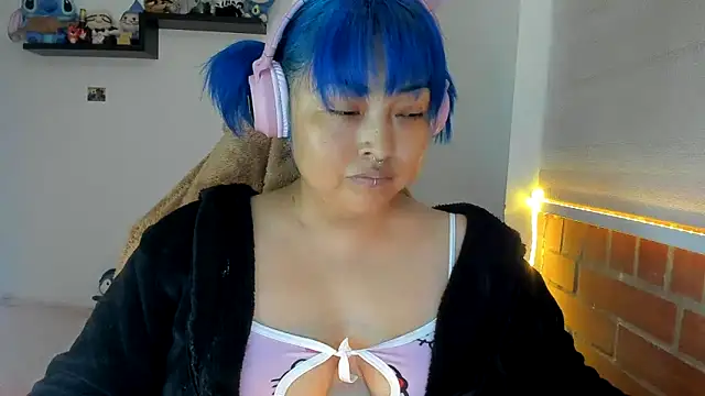 Shaddycute  online show from 10/29/25, 04:28