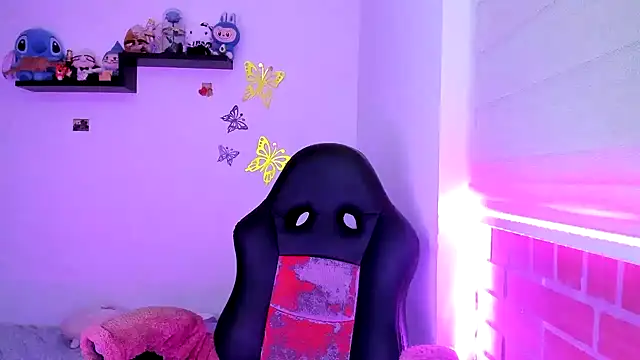 Shaddycute  online show from 11/10/25, 09:53