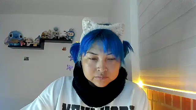 Shaddycute  online show from 11/10/25, 09:47